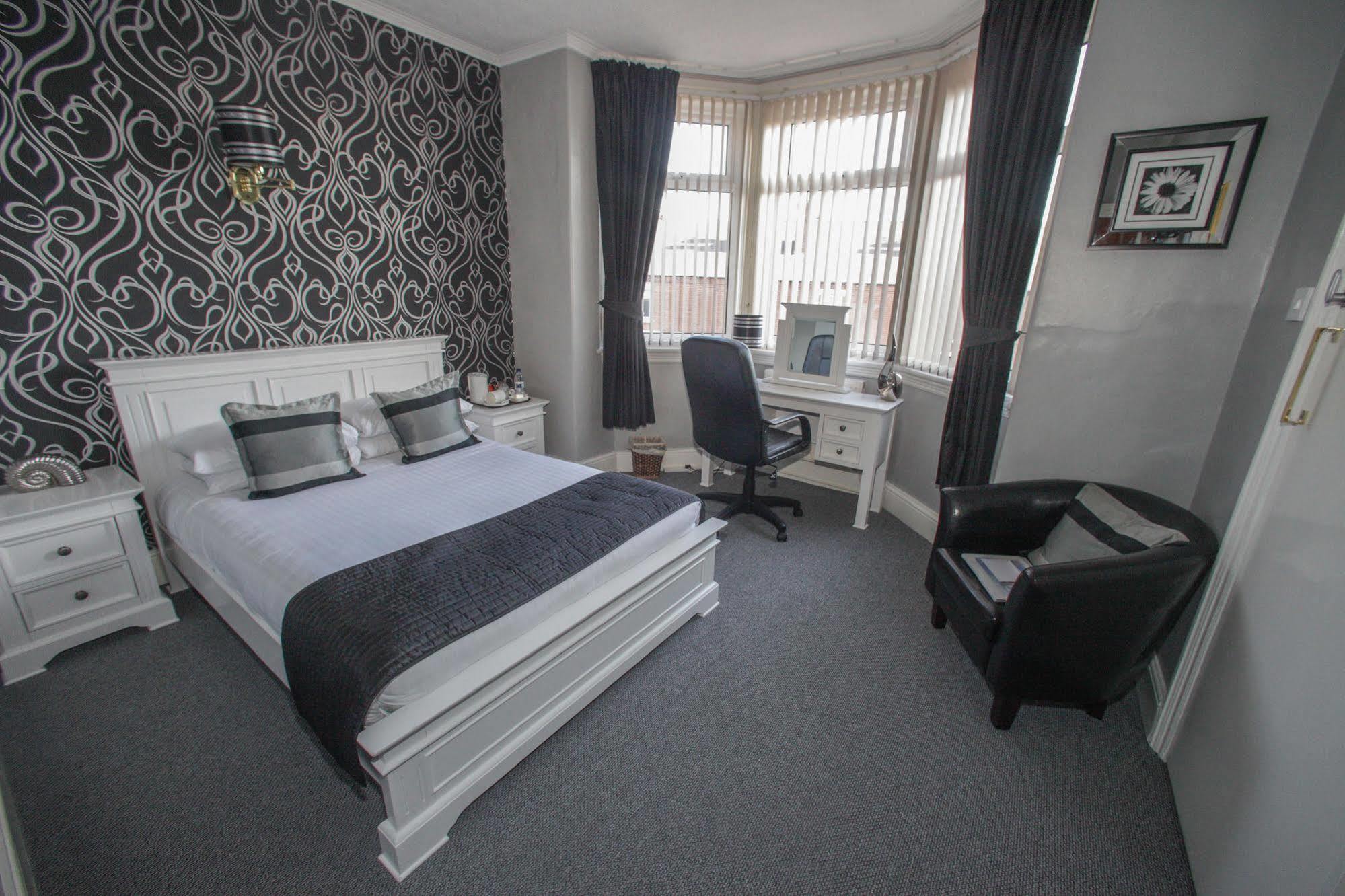 Tower House Executive Guest House Pontefract Kültér fotó